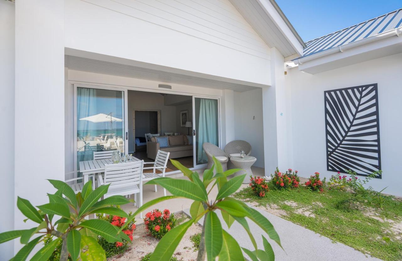 Le Nautique Beachfront Apartments 앙스 로얄 외부 사진