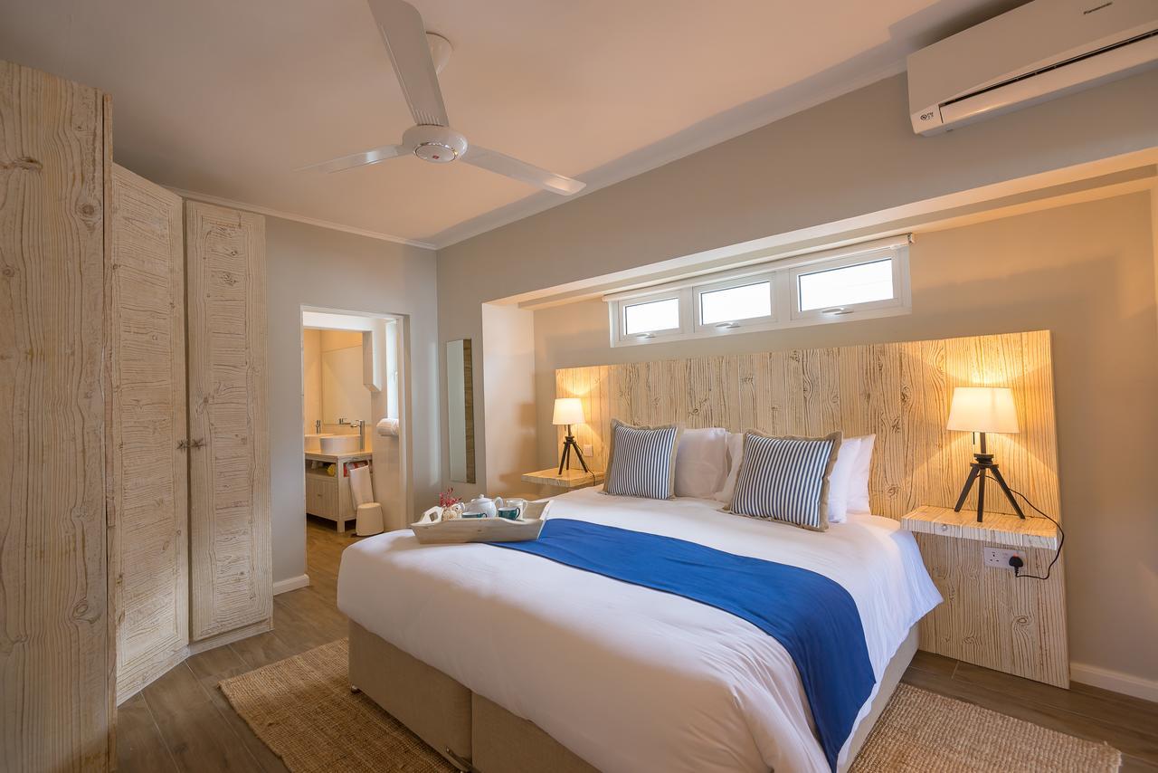 Le Nautique Beachfront Apartments 앙스 로얄 외부 사진