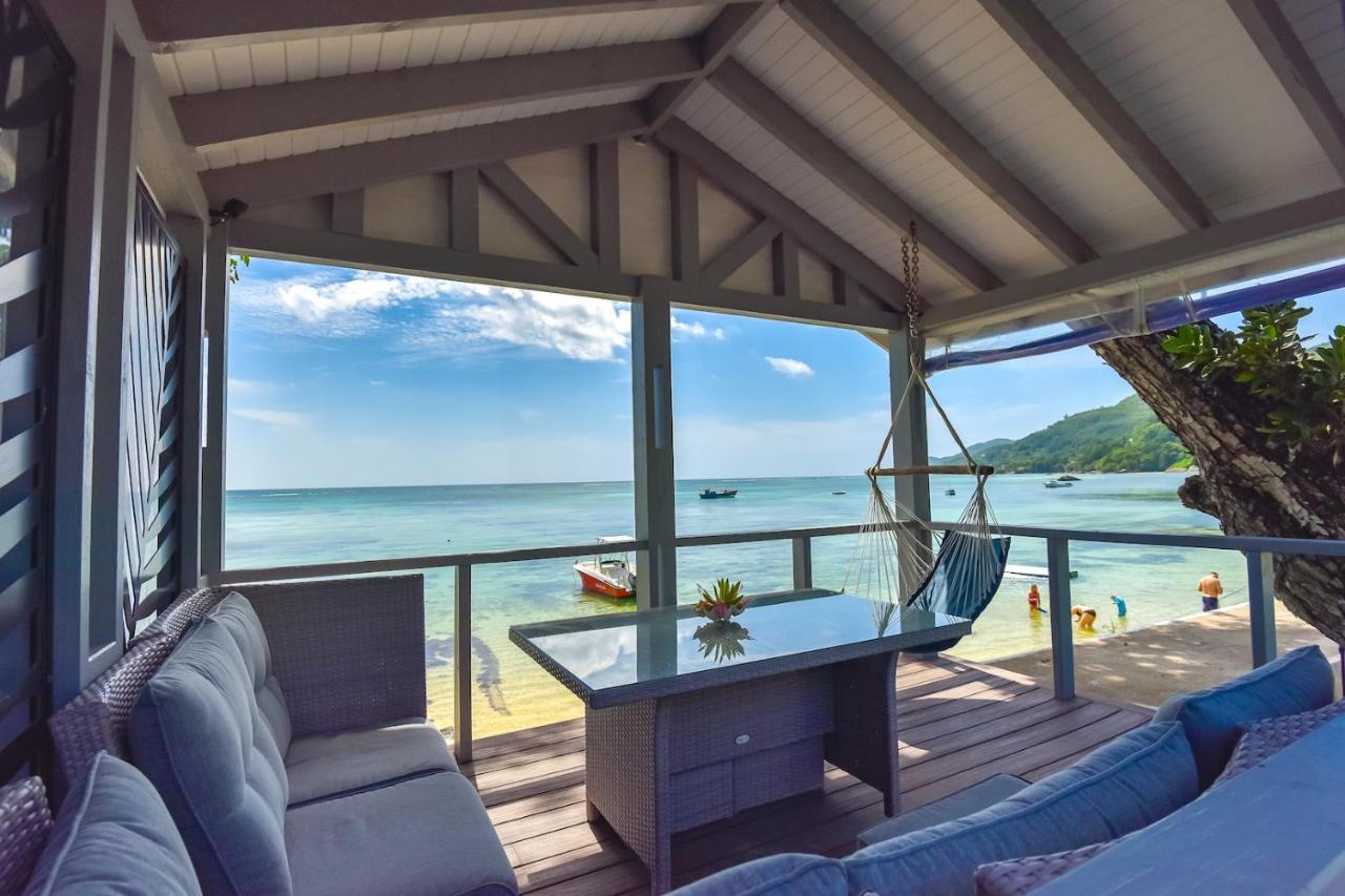 Le Nautique Beachfront Apartments 앙스 로얄 외부 사진